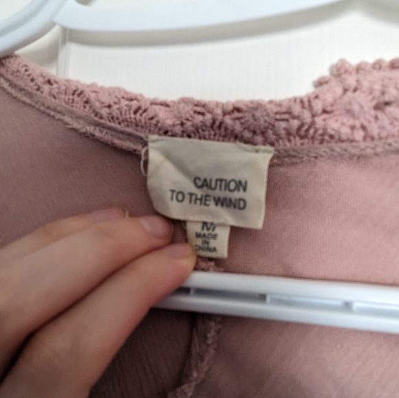 Caution to the Wind Pale Pink Beach Coverup Size Medium - Picture 3 of 6